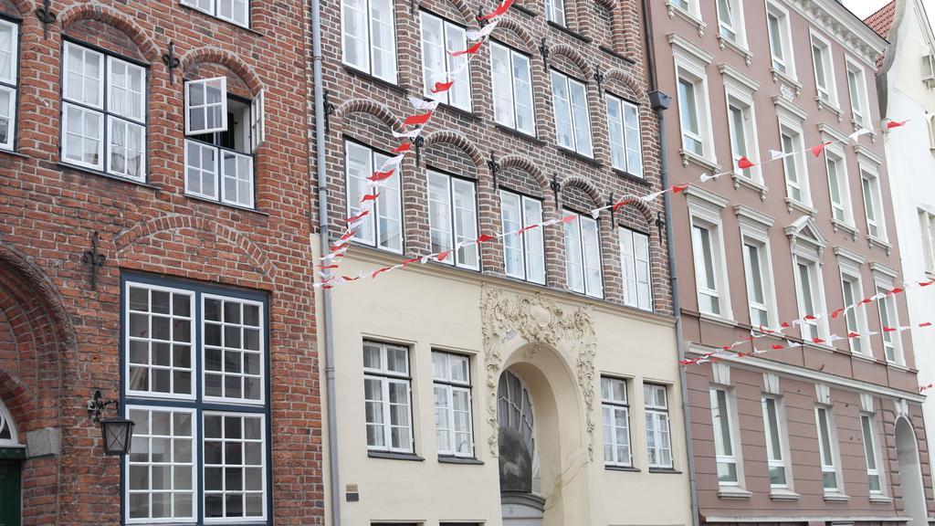 Apartments Im Einhornhaus Lubeck Exterior photo
